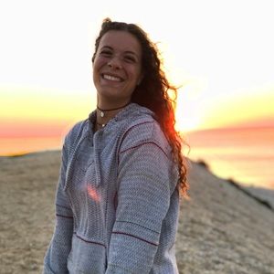 Meet your Posher, Jaclyn